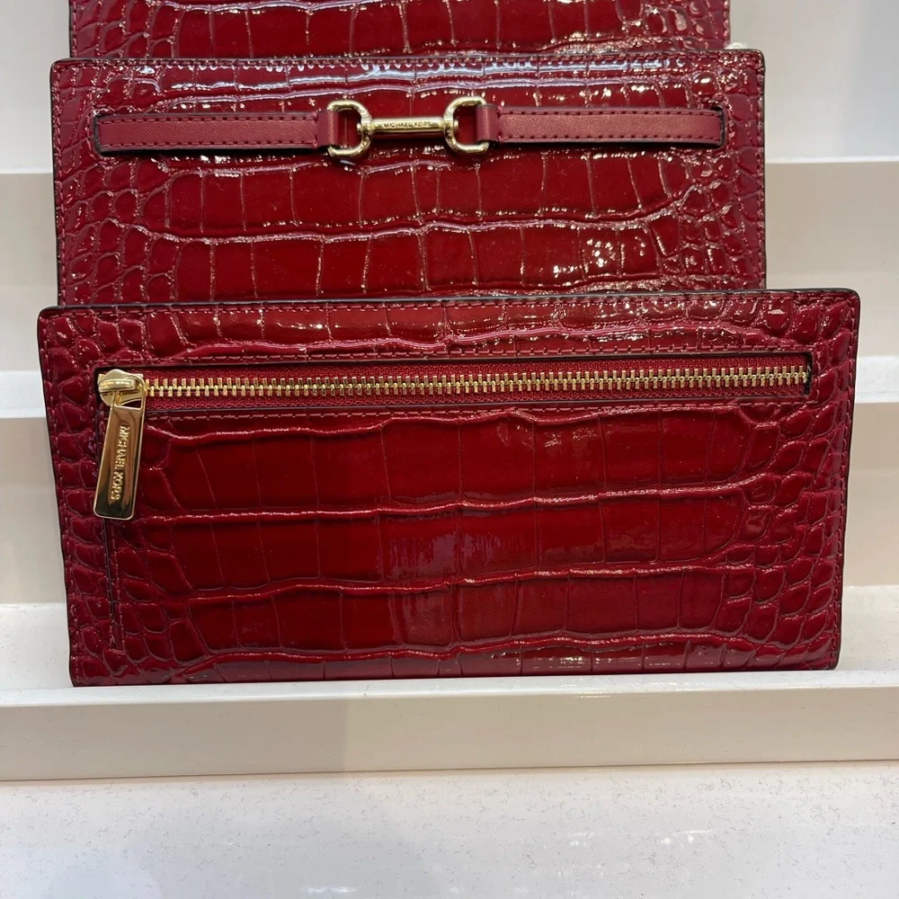 MICHAEL KORS Carson Large Snap Crocodile Embossed Bifold Wallet Cherry  NWT